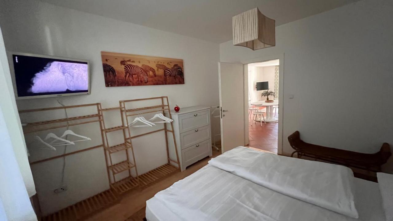 Garden Suite Больцано Экстерьер фото